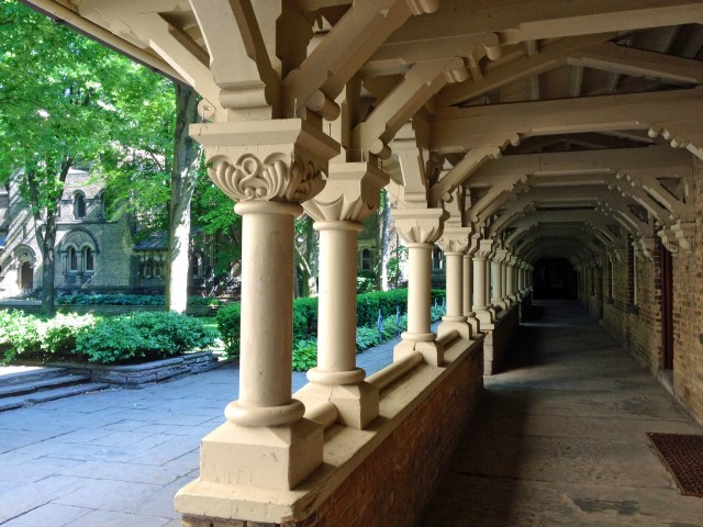 KC-courtyard-west pillars